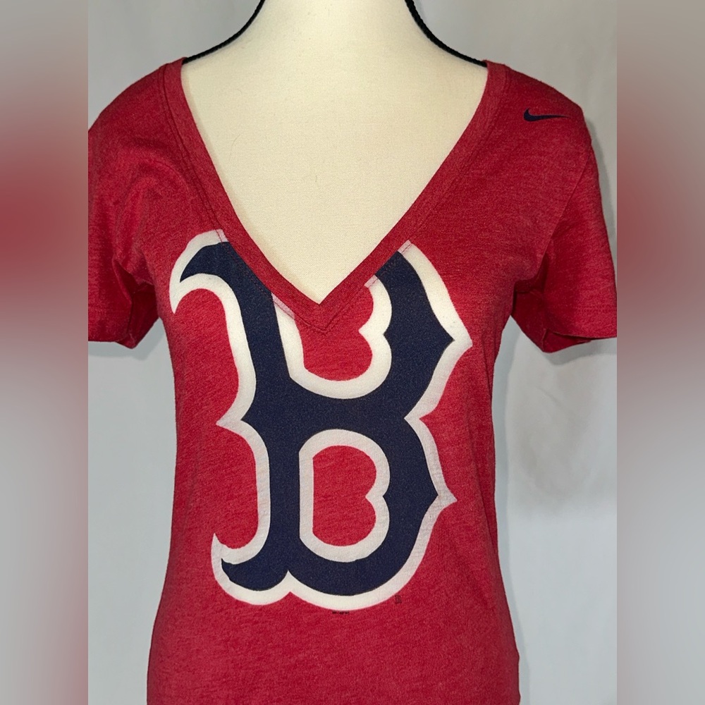 NIKE • MLB Boston Red Sox Baseball Ladies Tee Size S 2012 - Picture 2 of 6